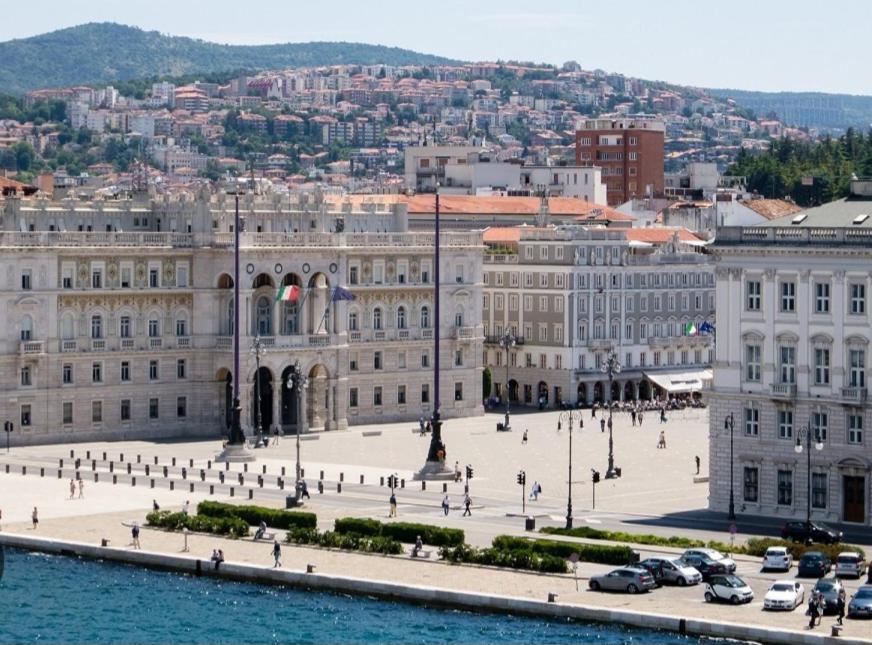 Apartma Jezevi Sezana Bagian luar foto